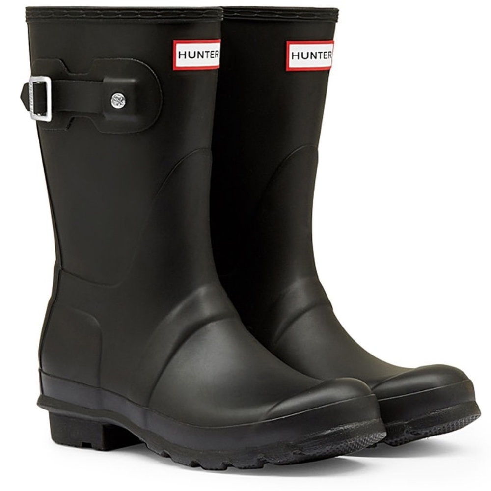 Hunter Boots in Black Matte Size 7